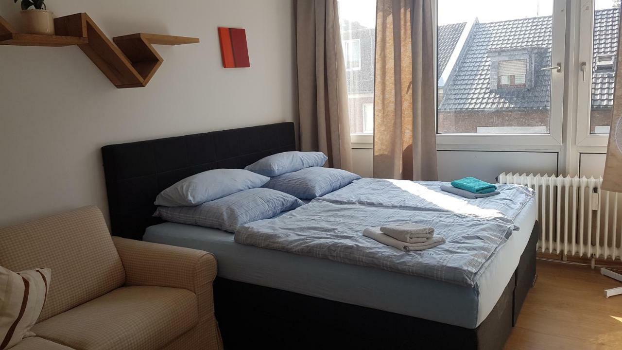 Apartment Sonniges Modernes Höhenberg *